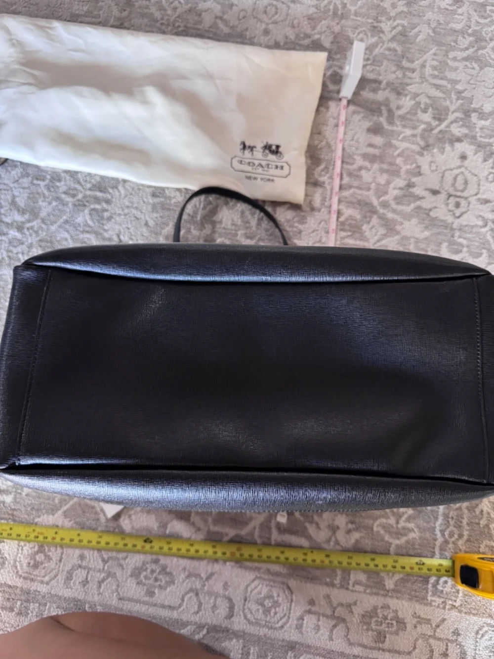 Vintage Coach EW Tote - Medium